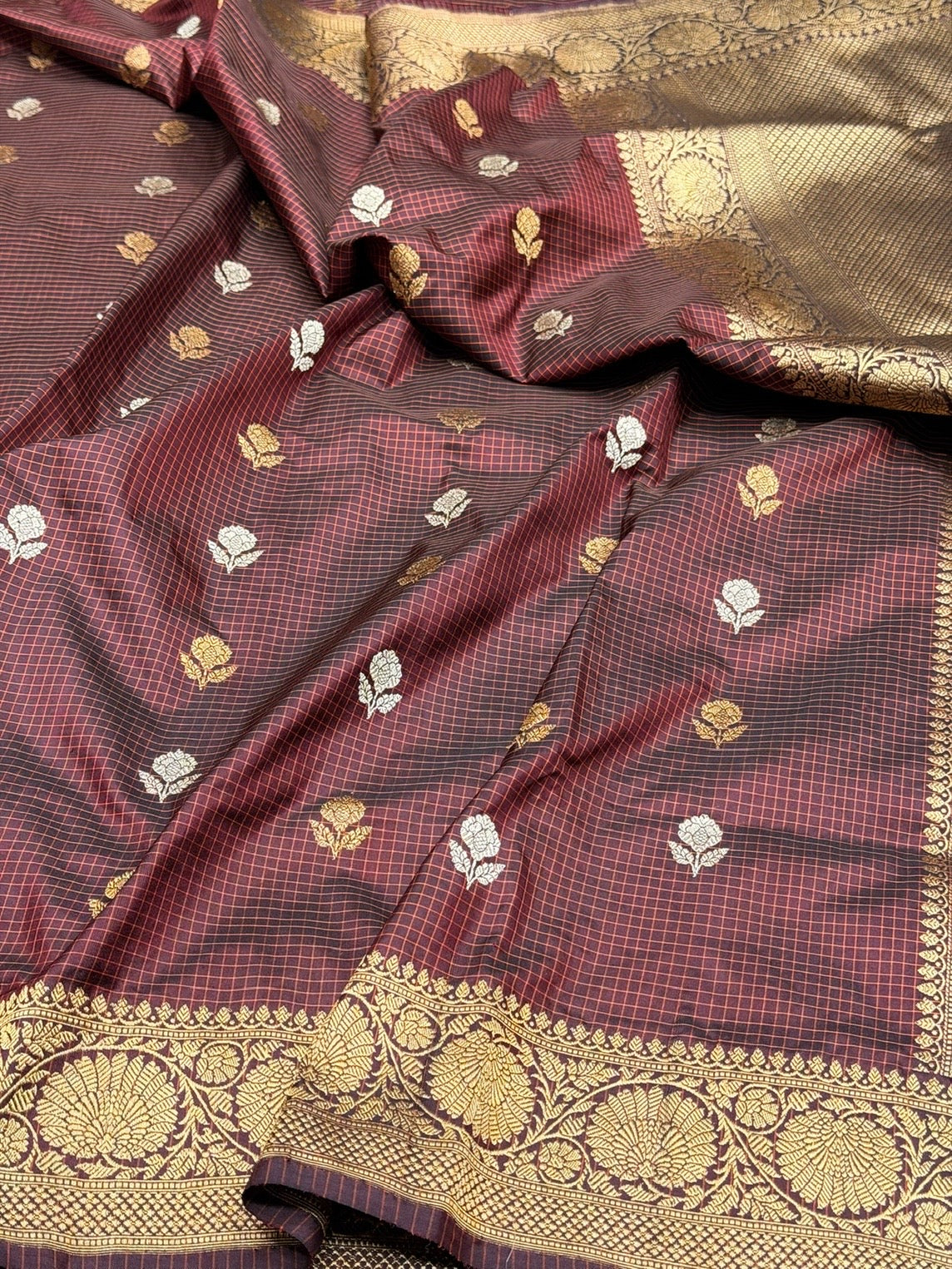 Handwoven Pure Banarasi Saree in Katan Silk – Traditional Checks Weave