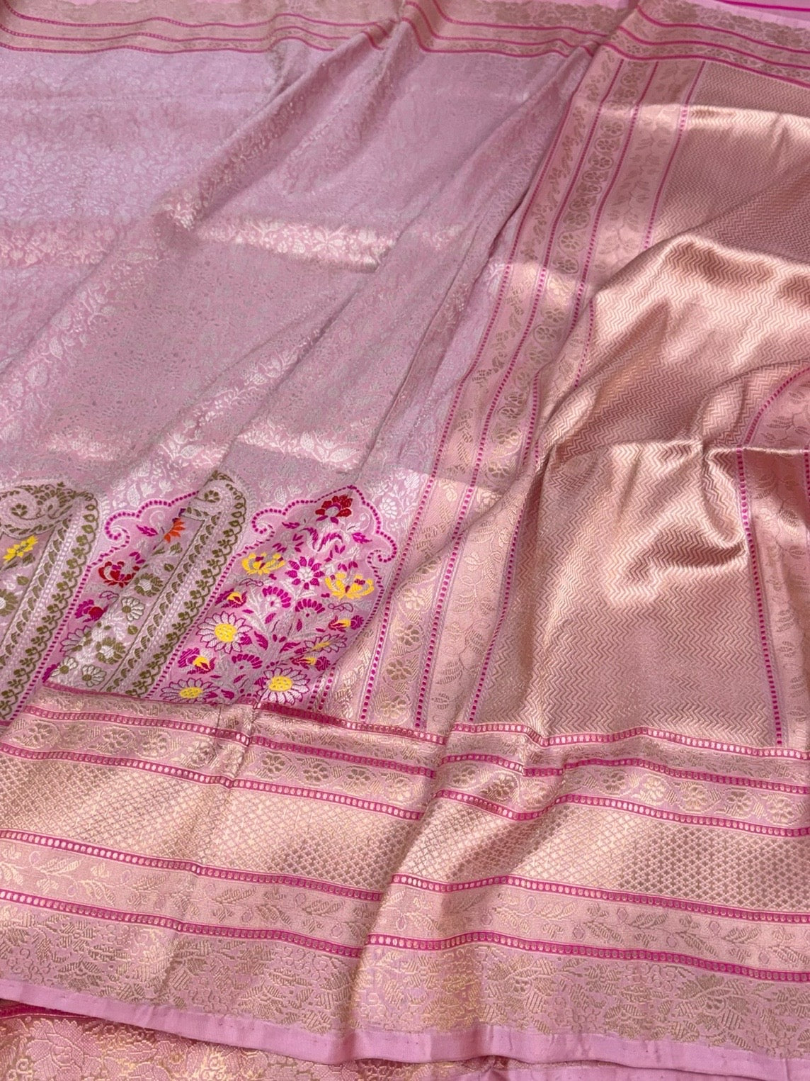 Baby Pink Handwoven Pure Banarasi Silk Saree