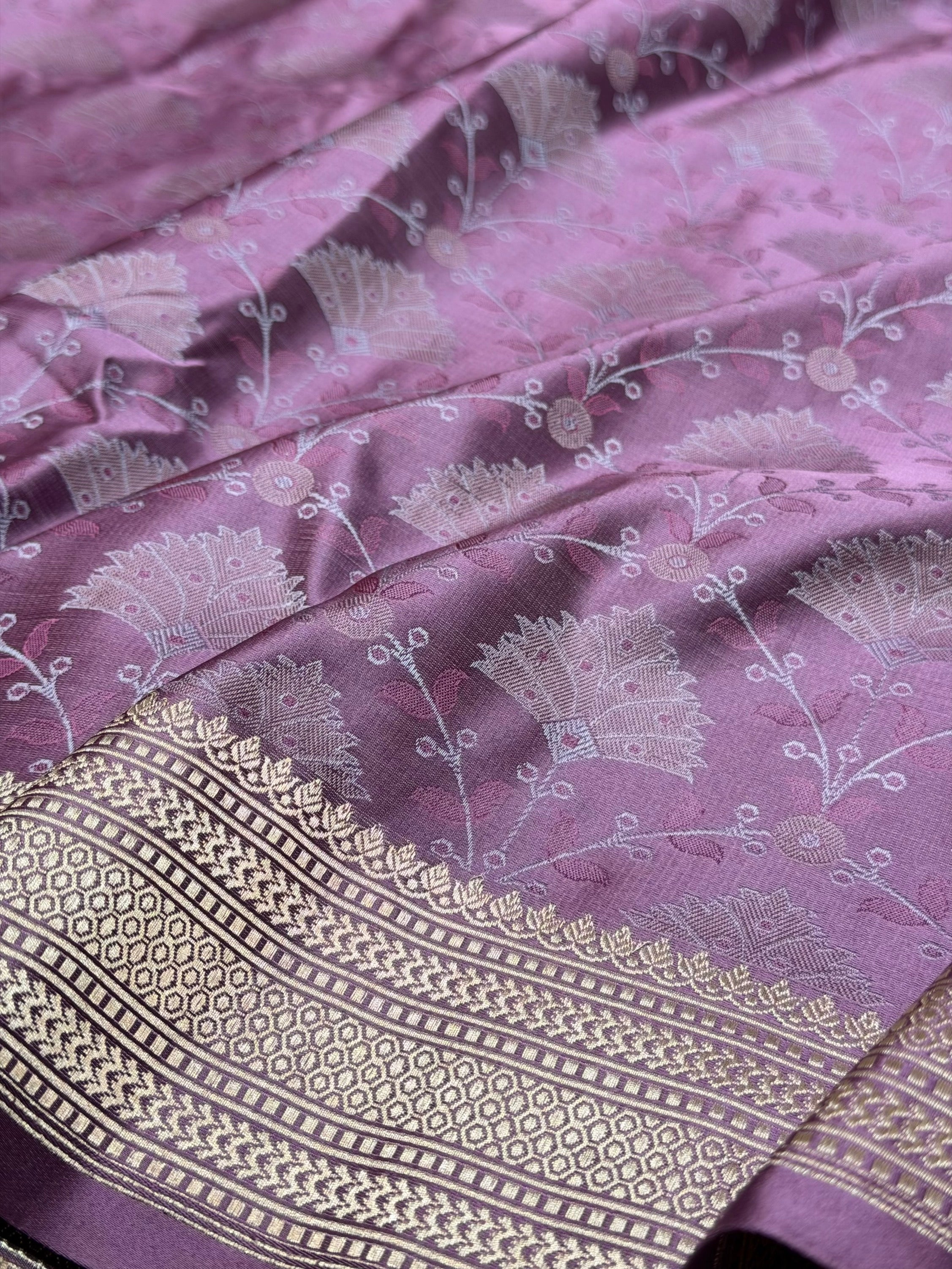 Lavender Handwoven Pure Banarasi Satin Tanchoi Silk Saree – 100% Pure Satin Silk, Intricate Kadwa Weave