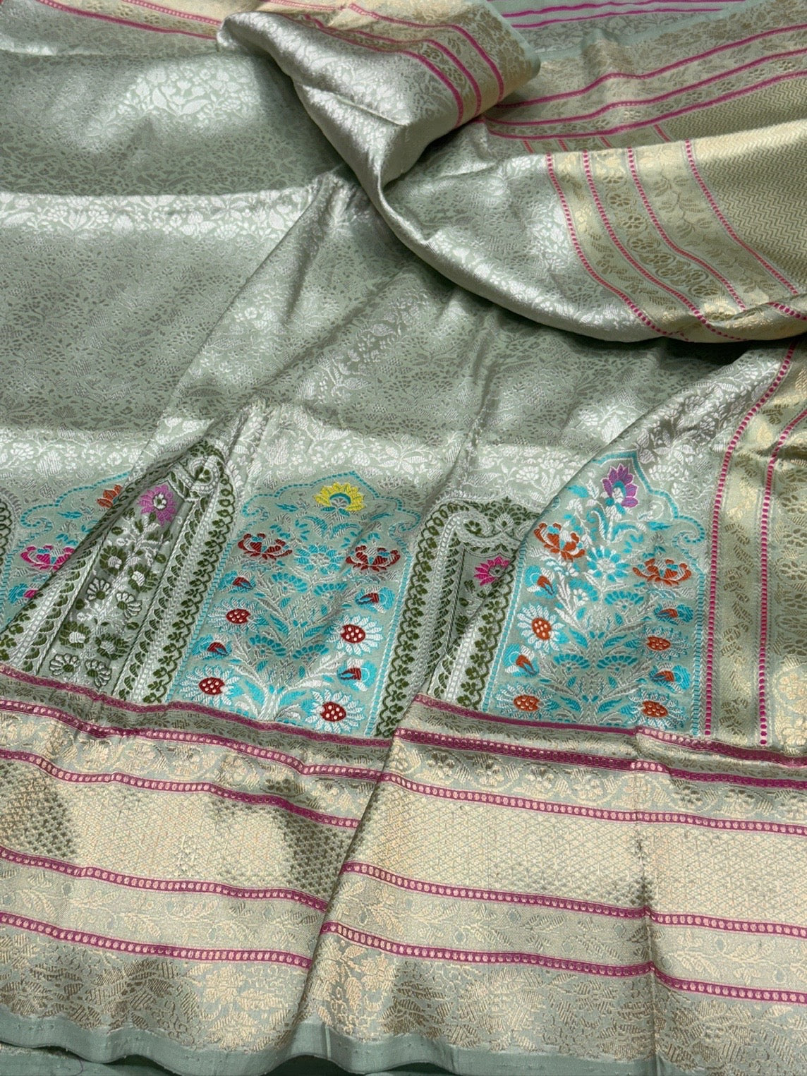 Pista Handwoven Pure Banarasi Silk Saree