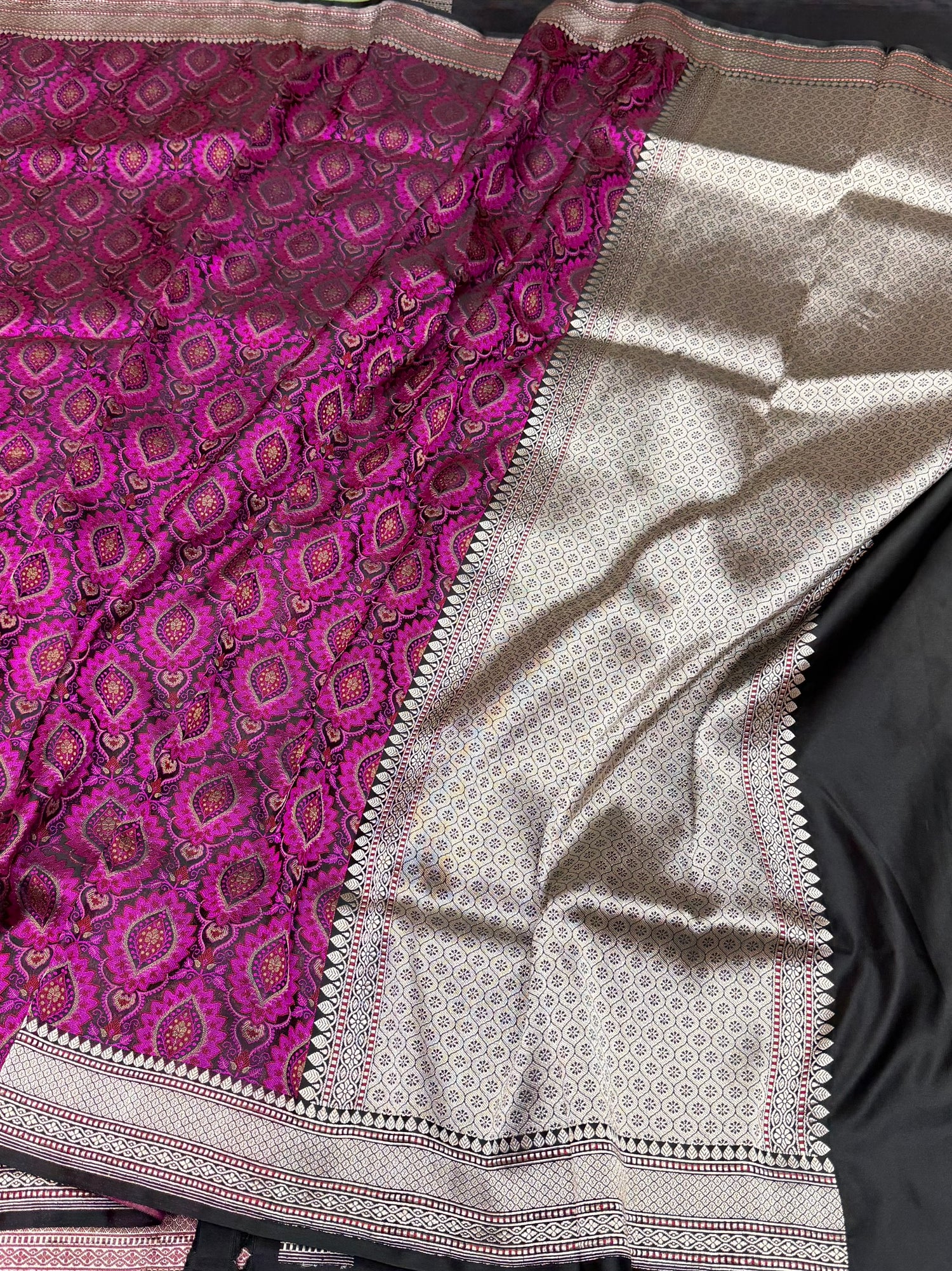 Magenta Pink Handwoven Pure Banarasi Satin Tanchoi Silk Saree – Kadwa Weave | Authentic Banaras Handloom