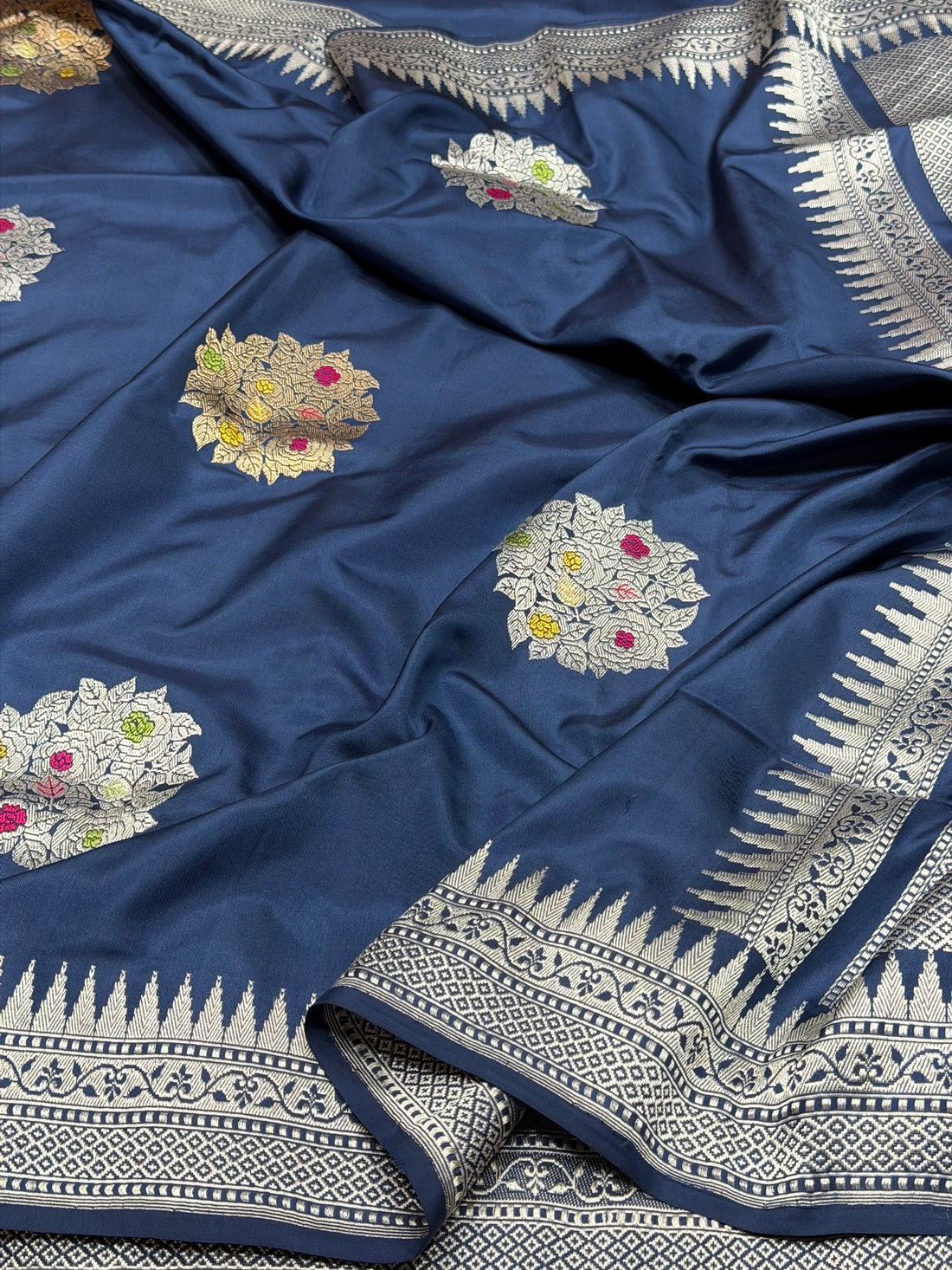 Navy Blue Pure Banarasi Katan Pure Ektara Silk Saree – Handwoven Kadwa Booti