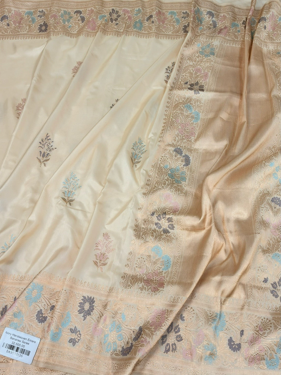 Ivory Handwoven Pure Banarasi Ektara Silk Saree