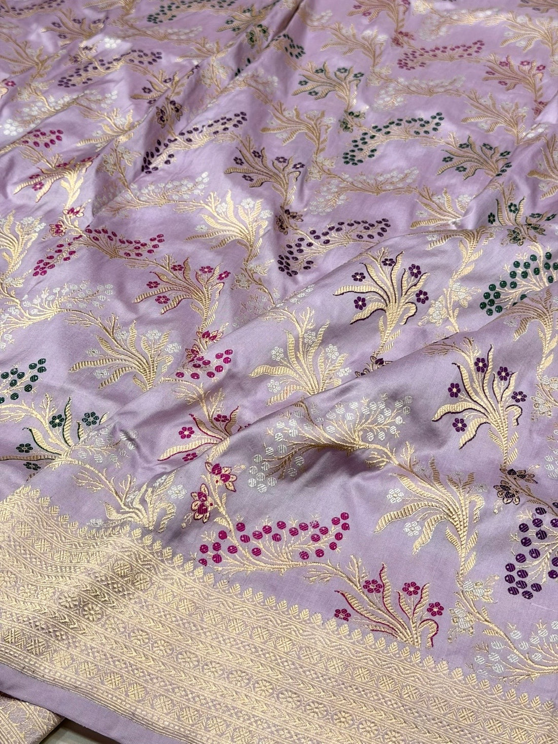 Light Lavender Handwoven Pure Banarasi Silk Saree