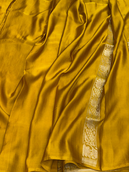 Mustard Yellow Handwoven Pure Mashru Banarasi Satin Silk Saree – Kadwa Weave | Authentic Banaras Handloom