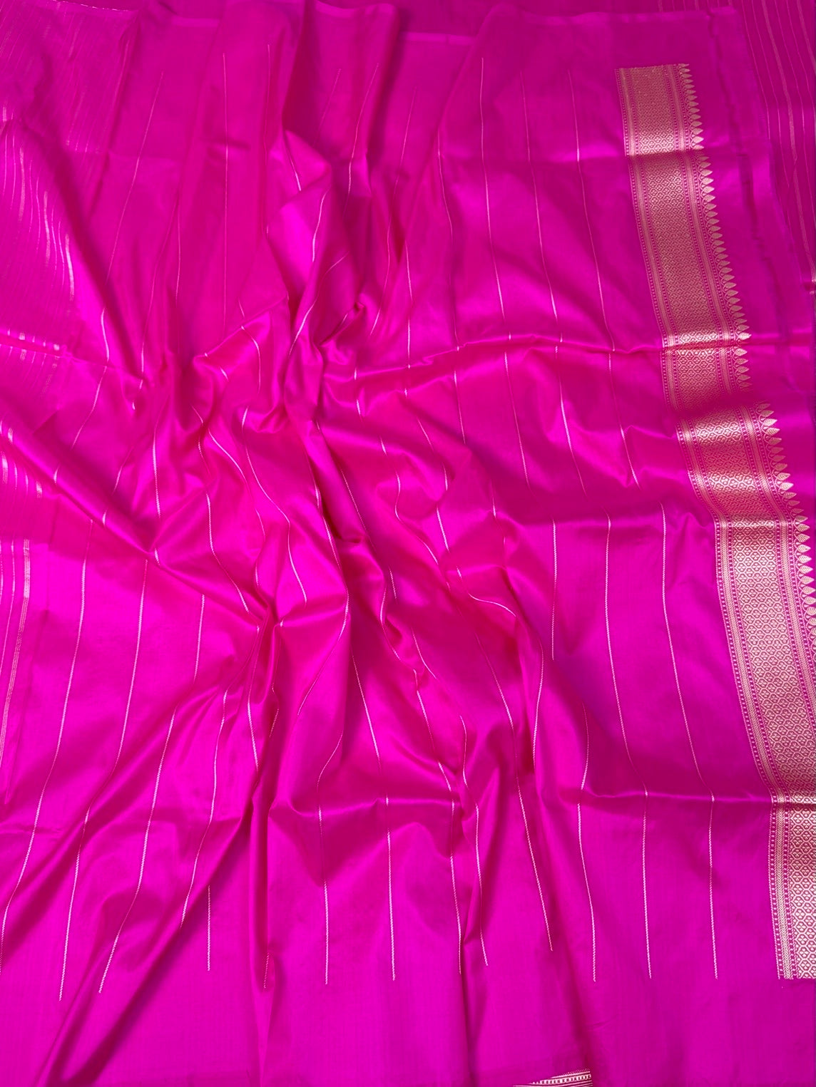 Rani Pink Handwoven Pure Banarasi Silk Saree