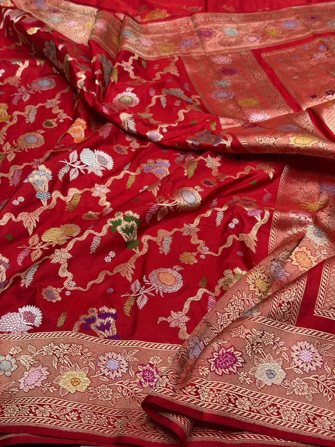 Red Handwoven Pure Banarasi Silk Saree