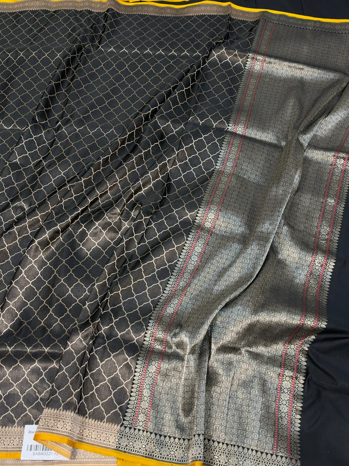 Black Handwoven Pure Banarasi Satin Tanchoi Silk Saree