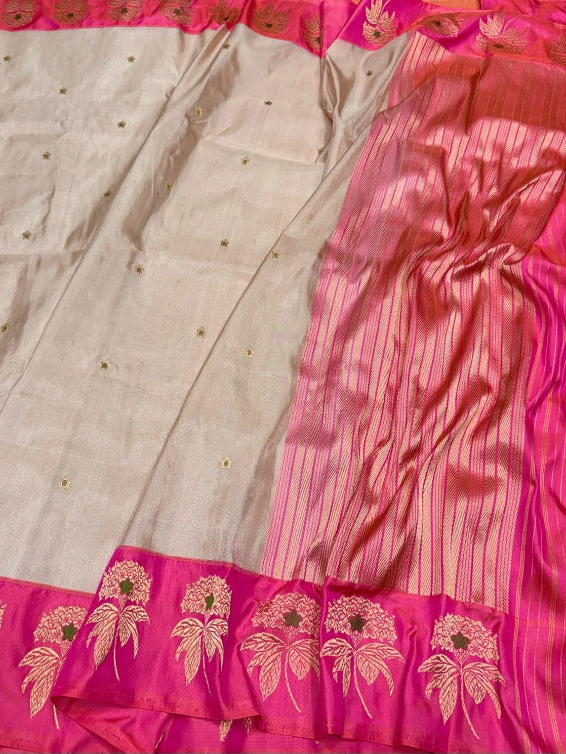 Rani Pink Handwoven Pure Banarasi Tissue Saree