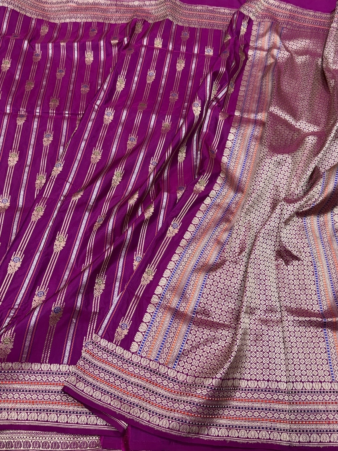 Magenta Pink Handwoven Pure Banarasi Silk Saree