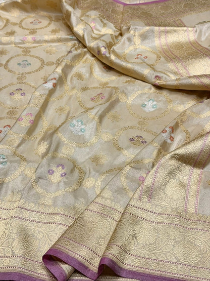 Ivory Handwoven Pure Banarasi Ektara Tissue Saree