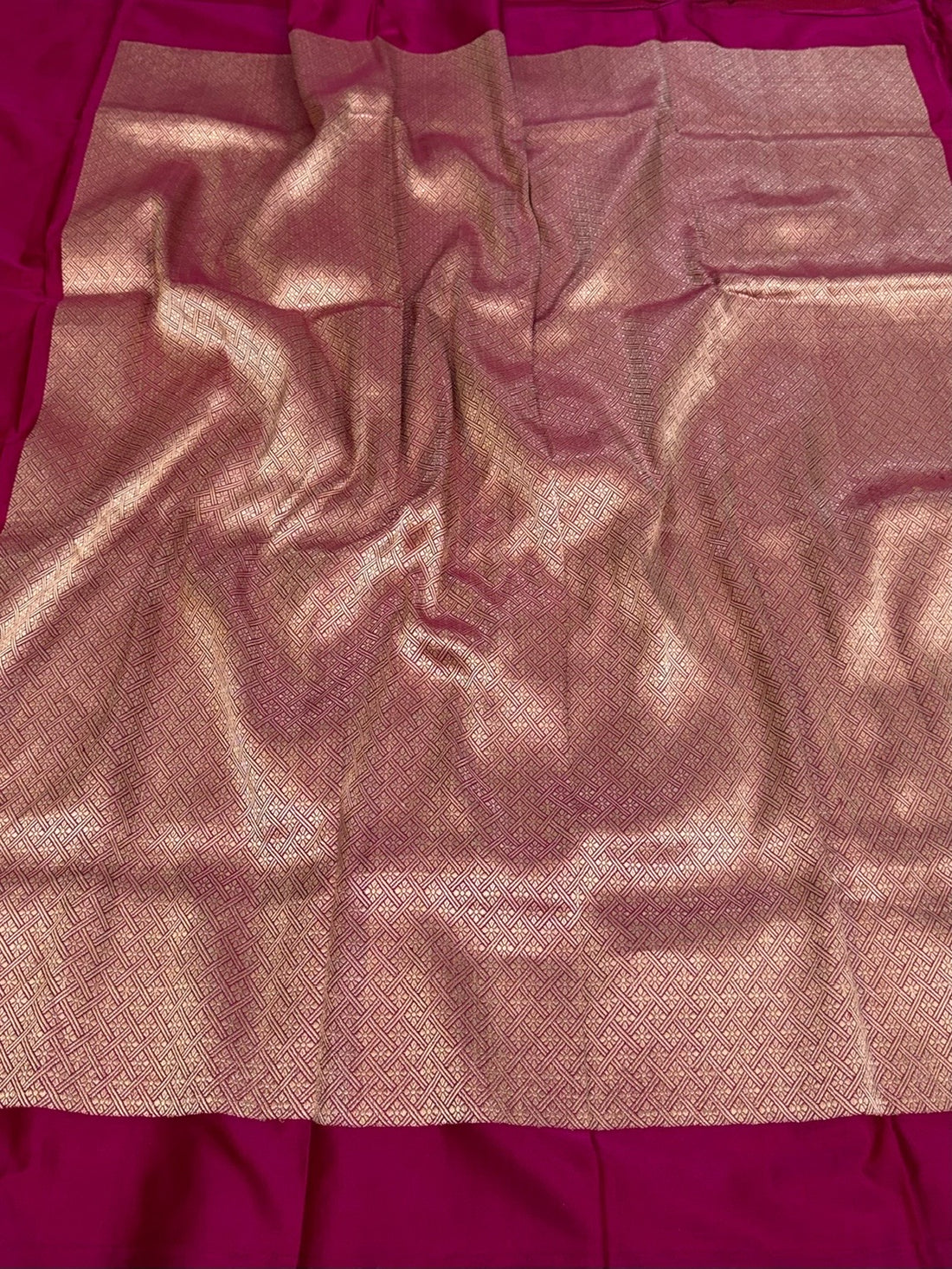 Rani Pink Handwoven Pure Banarasi Mashru Satin Silk Saree