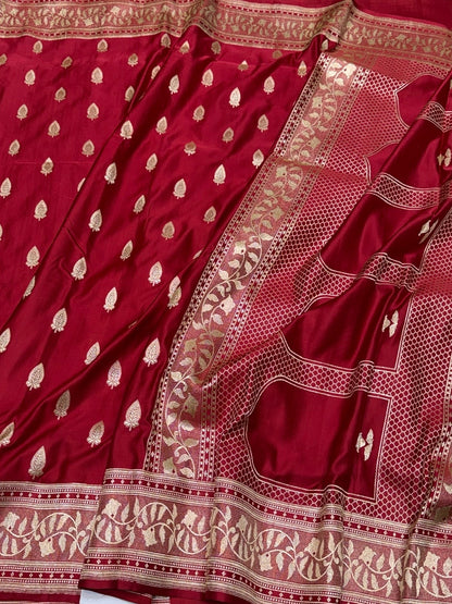 Red Handwoven Vintage Pure Banarasi Satin Silk Saree