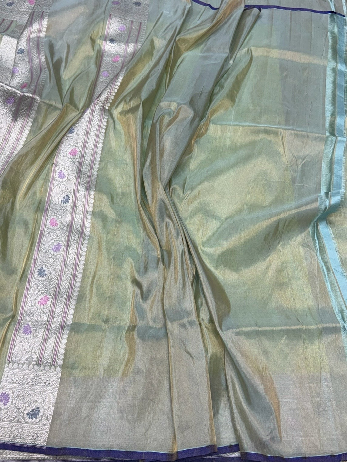 Handwoven Pure Banarasi Tissue Silk Saree – Kadwa Weave in 100% Tissue Silk