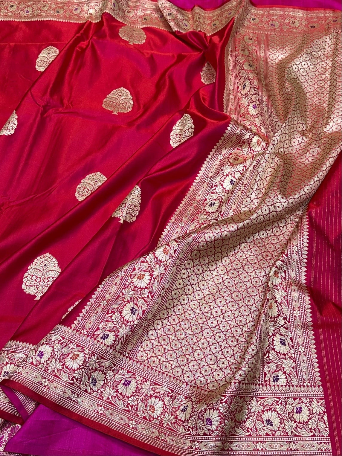 Red Handwoven Vintage Pure Banarasi Satin Silk Saree