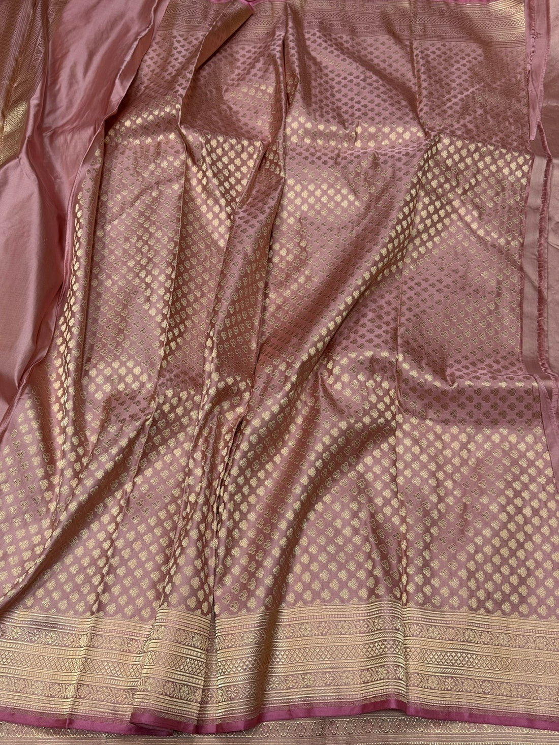 Lilac Handwoven Vintage Pure Banarasi Satin Silk Saree