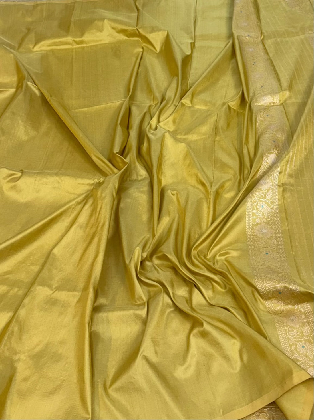 Olive Green Handwoven Banarasi Pure Katan Silk Saree