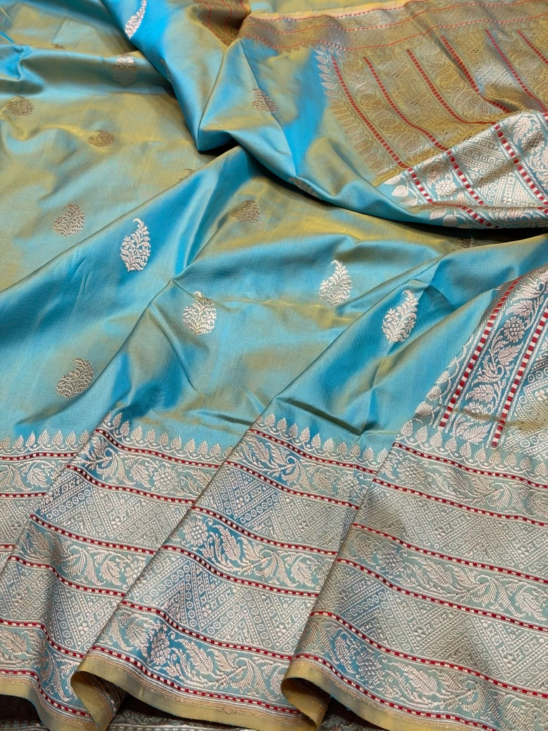Sea Green Handwoven Pure Banarasi Ektara Silk Saree