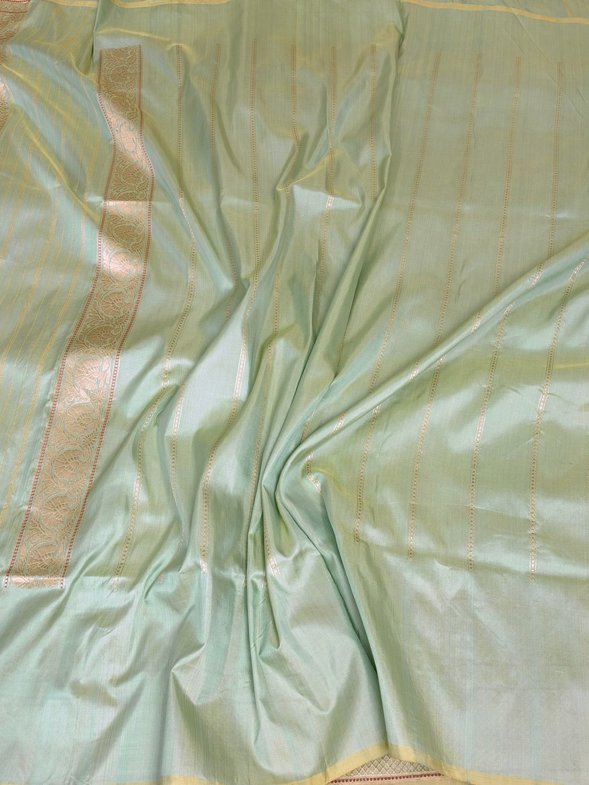 Pista Handwoven Banarasi Katan Silk Saree – Luxury Kadwa Handloom