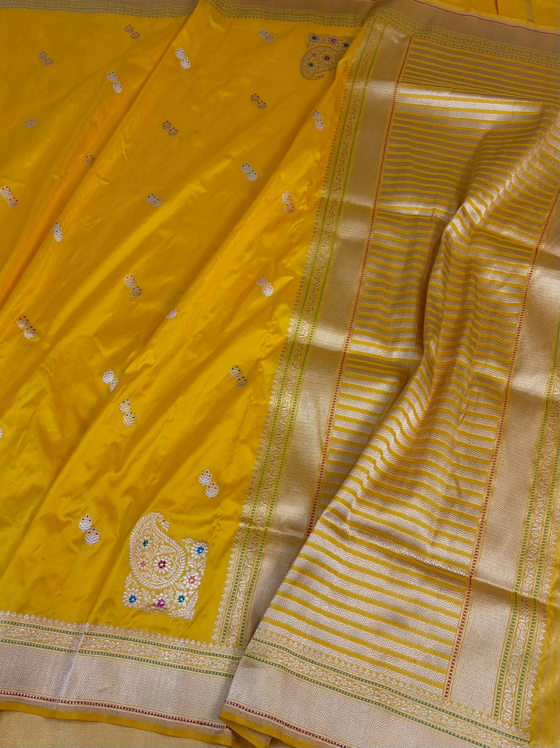Yellow Handwoven Pure Banarasi Katan Silk Saree