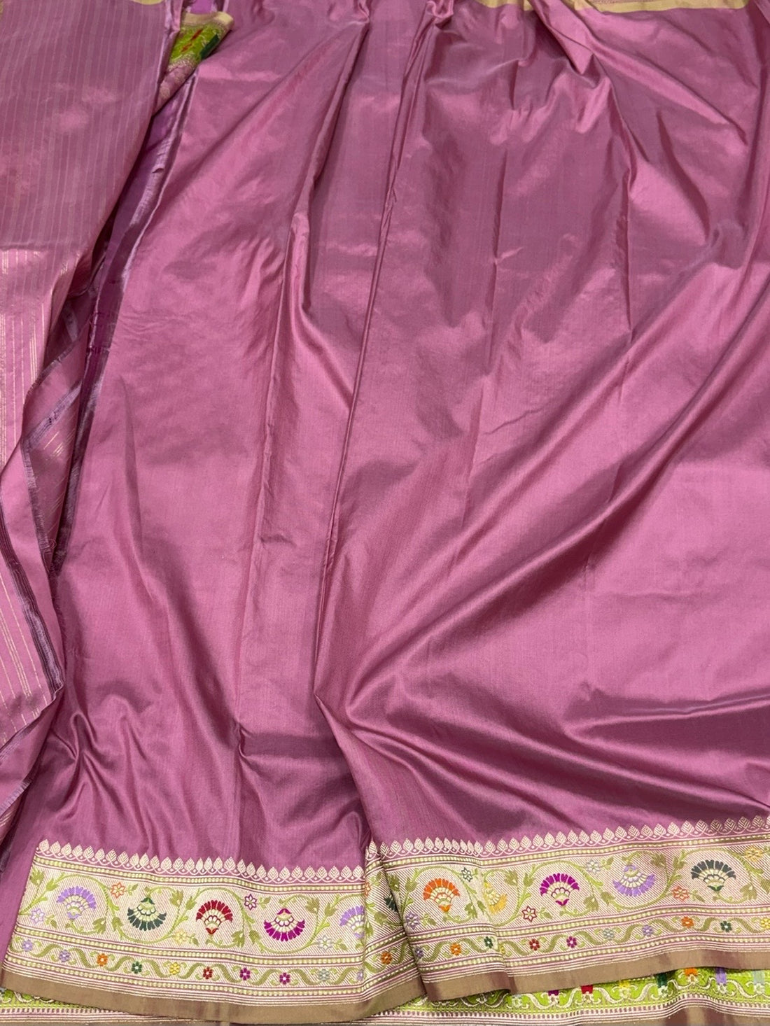 Gajiri Pink Handwoven Pure Banarasi Silk Saree – Kadwa Weave in 100% Katan Mulberry Silk