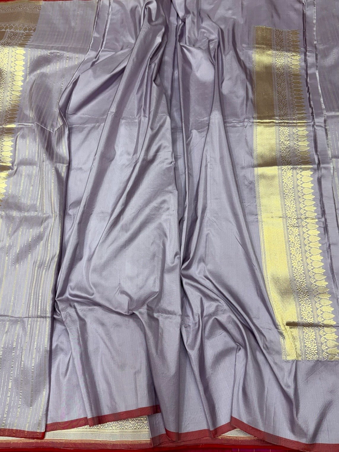 Dusty Lavender Handwoven Pure Banarasi Silk Saree