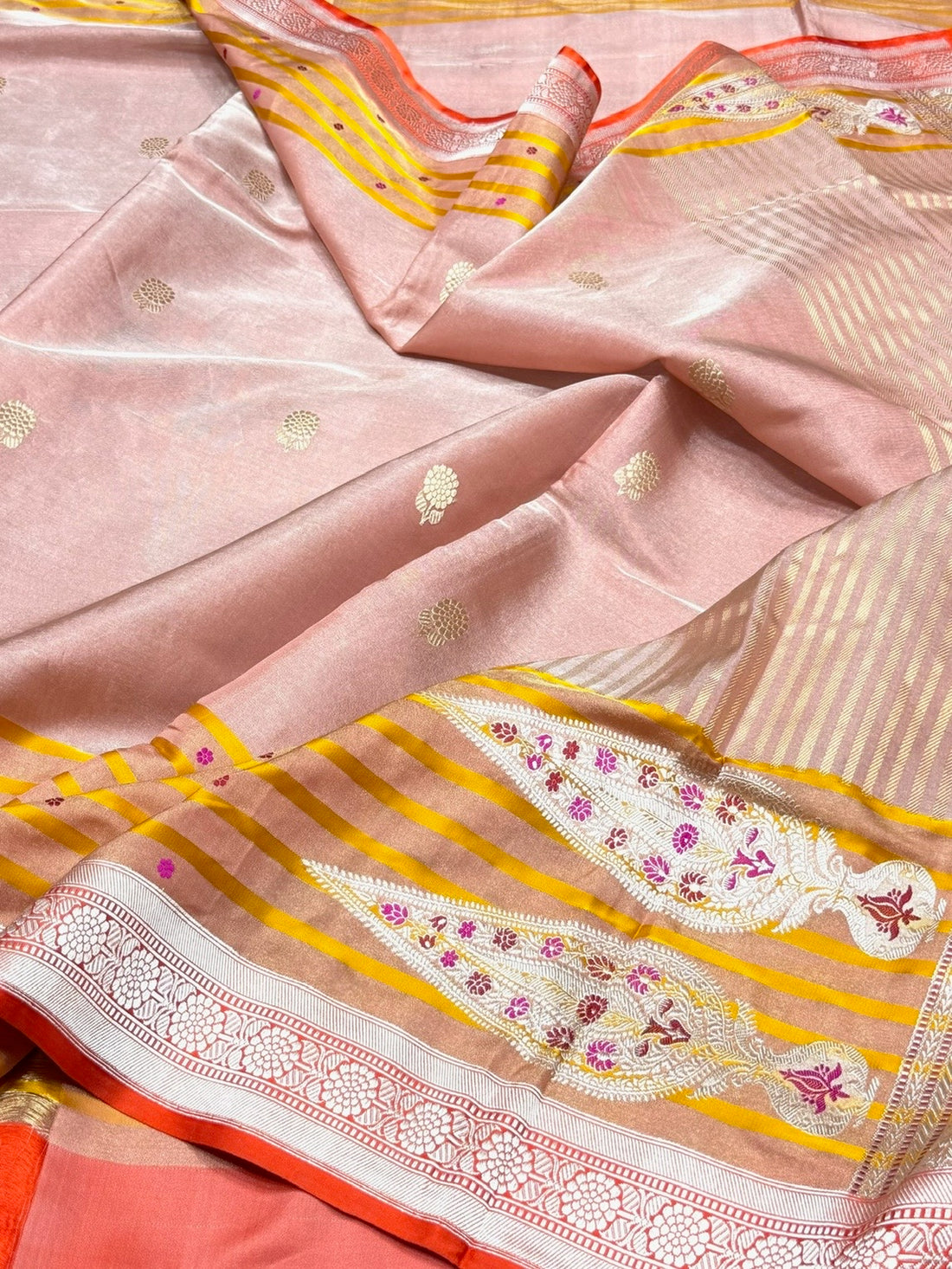 Rose Gold Handwoven Pure Banarasi Ektara Tissue Saree