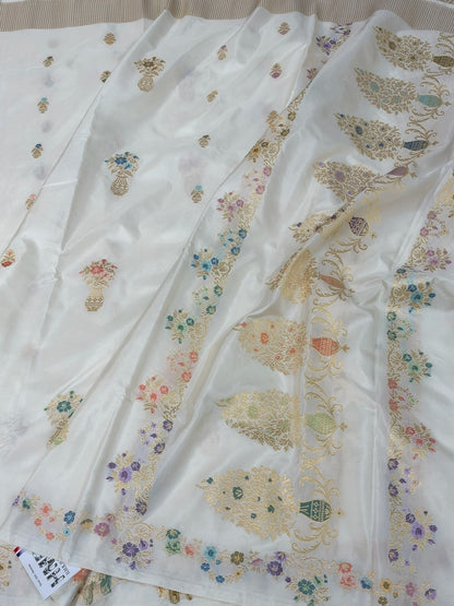 White Handwoven Pure Banarasi Ektara Katan Silk Saree
