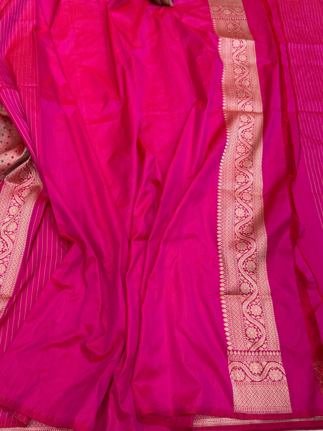 Rani Pink Handwoven Pure Katan Silk Banarasi Saree