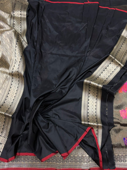 Black Handwoven Pure Banarasi Silk Brocade Saree