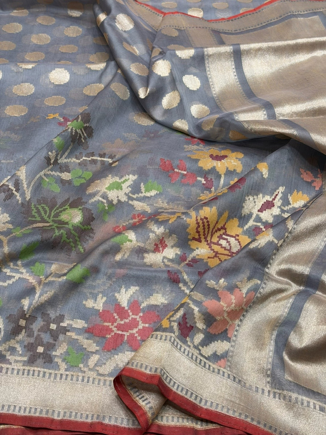 Grey Handwoven Pure Organza Jamdani Saree