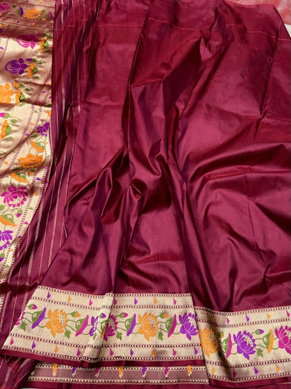 Ivory Handwoven Pure Banarasi Silk Saree with Paithni Border – Kadwa Weave in Katan Silk