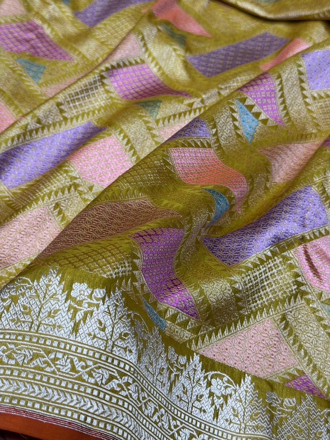 Mustard Yellow Handwoven Pure Banarasi Kimkhab Silk Brocade Saree – Luxury Banarasi Brocade