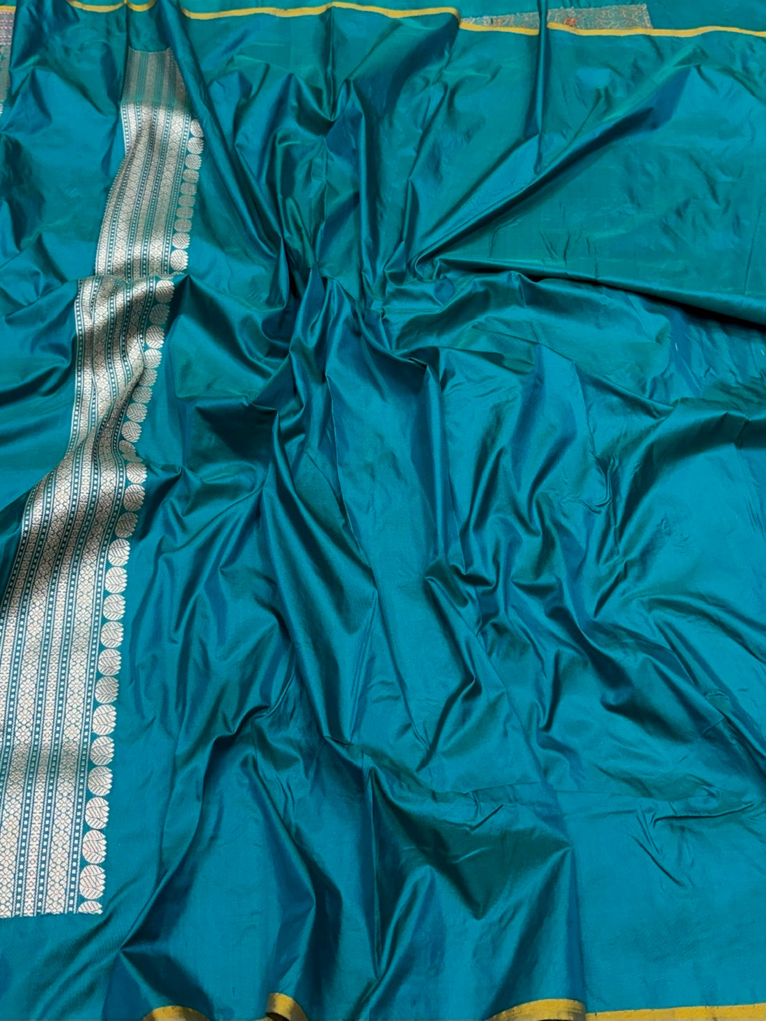 Teal Green Handwoven Pure Banarasi Silk Brocade Saree