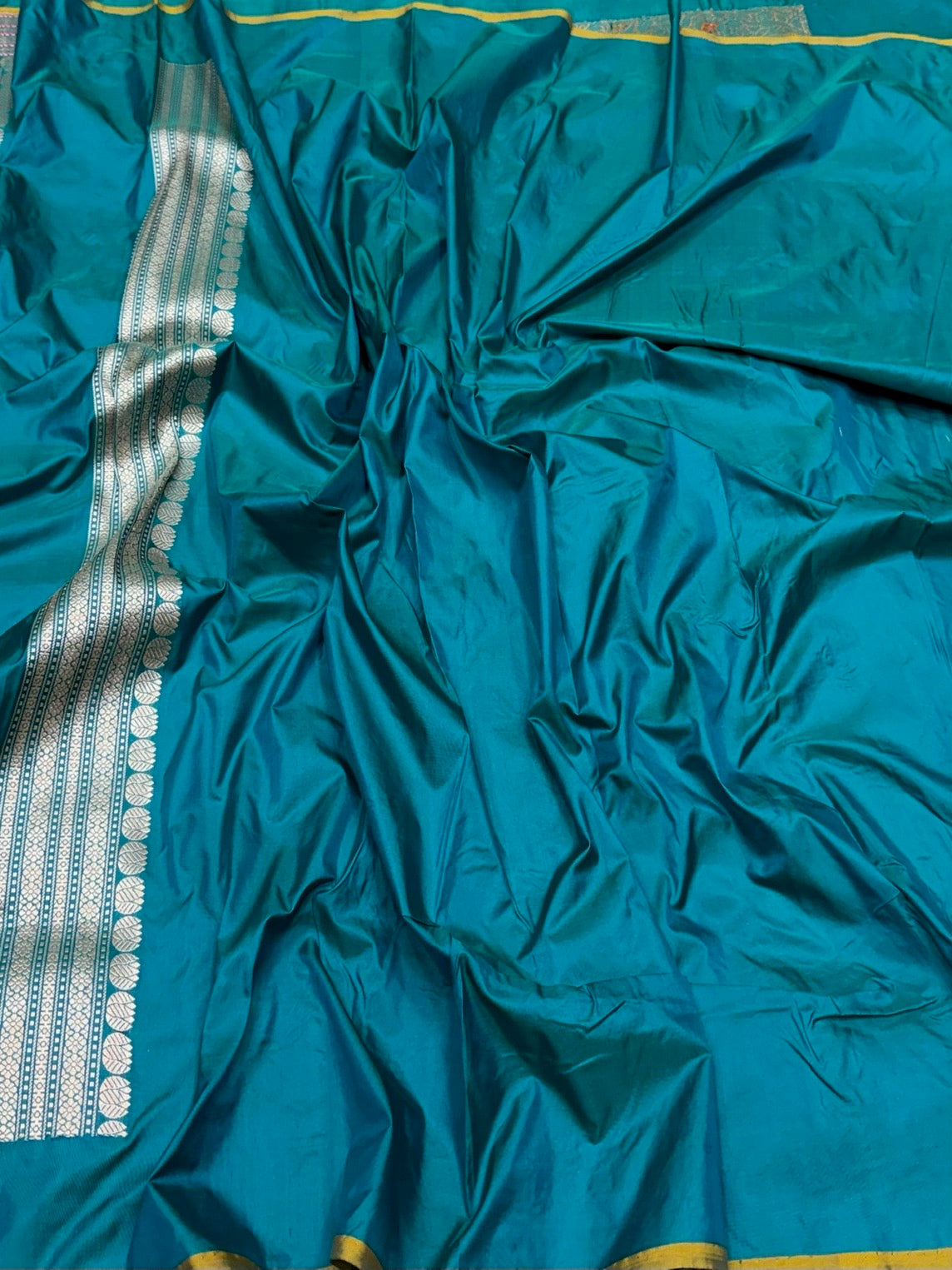 Teal Green Handwoven Pure Banarasi Silk Brocade Saree