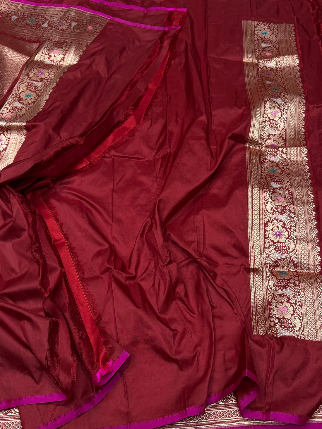 Red Handwoven Pure Banarasi Silk Saree in Kadwa Weave – 100% Katan Mulberry Silk