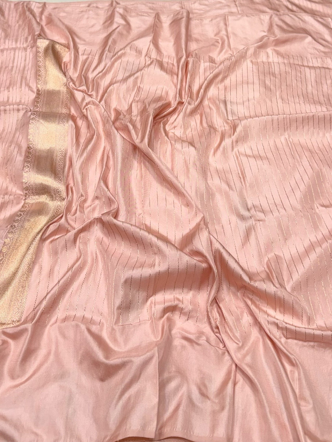 Peach Handwoven Pure Banarasi Ektara Silk Saree – Kadwa Iktara Weave