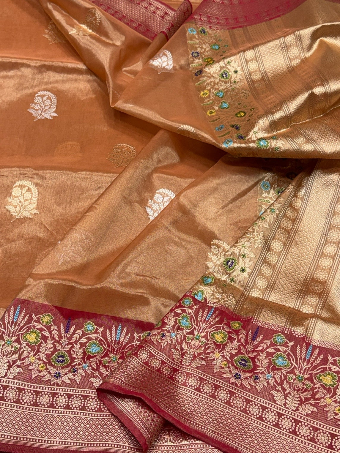 Golden Copper Handwoven Pure Banarasi Kora Tissue Saree