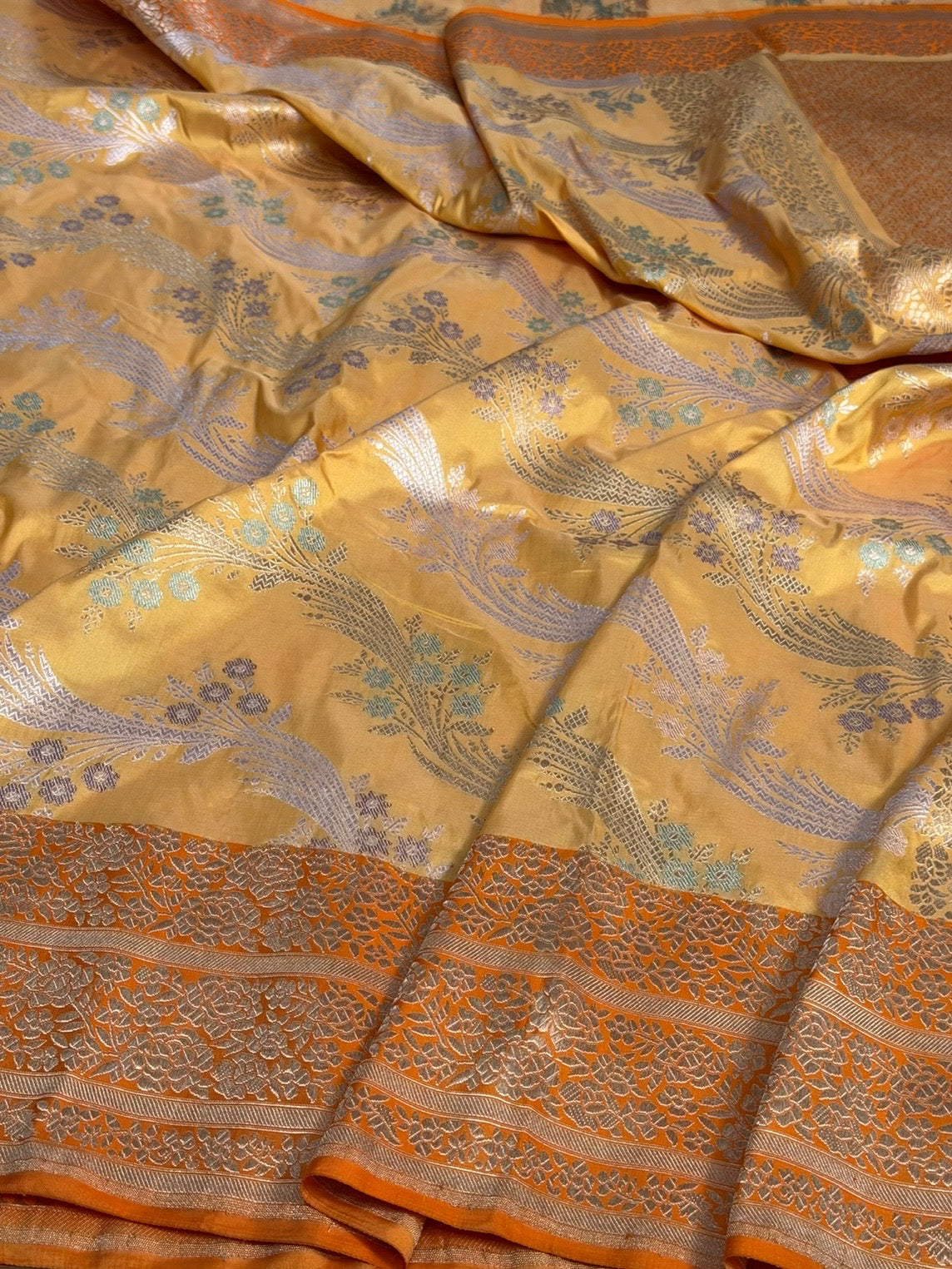 Pastel Yellow Handwoven Pure Silk Banarasi Saree