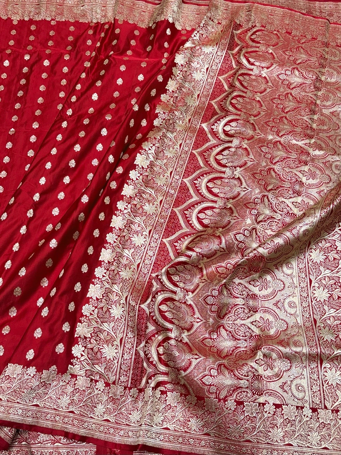 Red Handwoven Vintage Pure Banarasi Satin Silk Saree