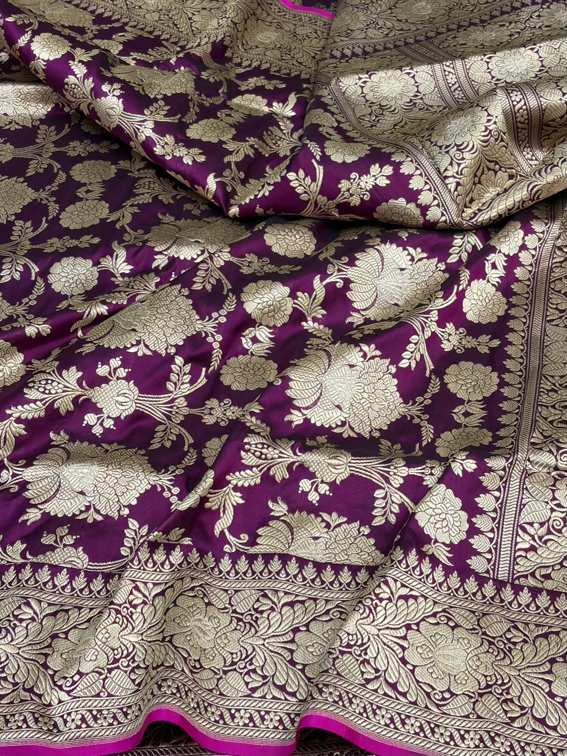 Magenta Handwoven Pure Banarasi Katan Silk Saree