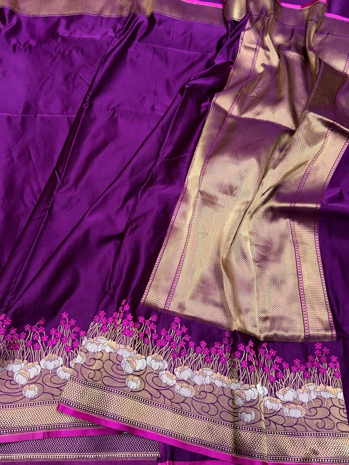 Purple Handwoven Pure Banarasi Mashru Satin Silk Saree