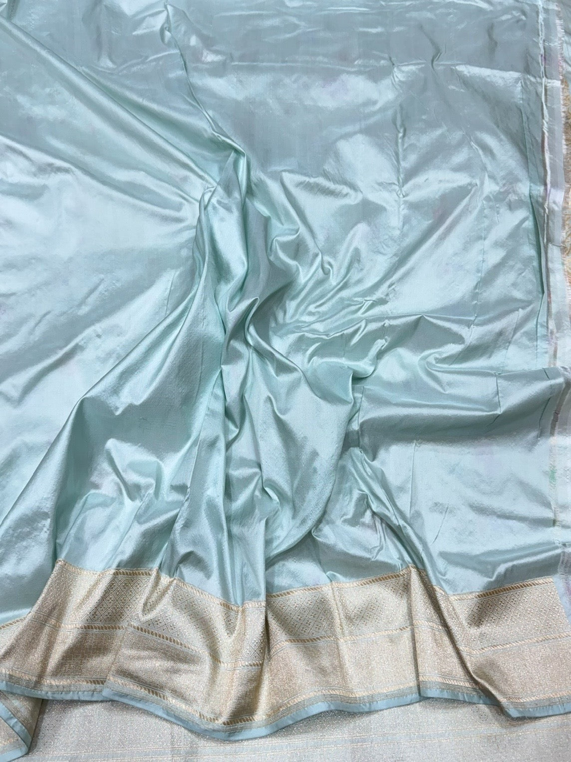 Ice Blue Handwoven Kimkhab Banarasi Pure Silk Brocade Sareee