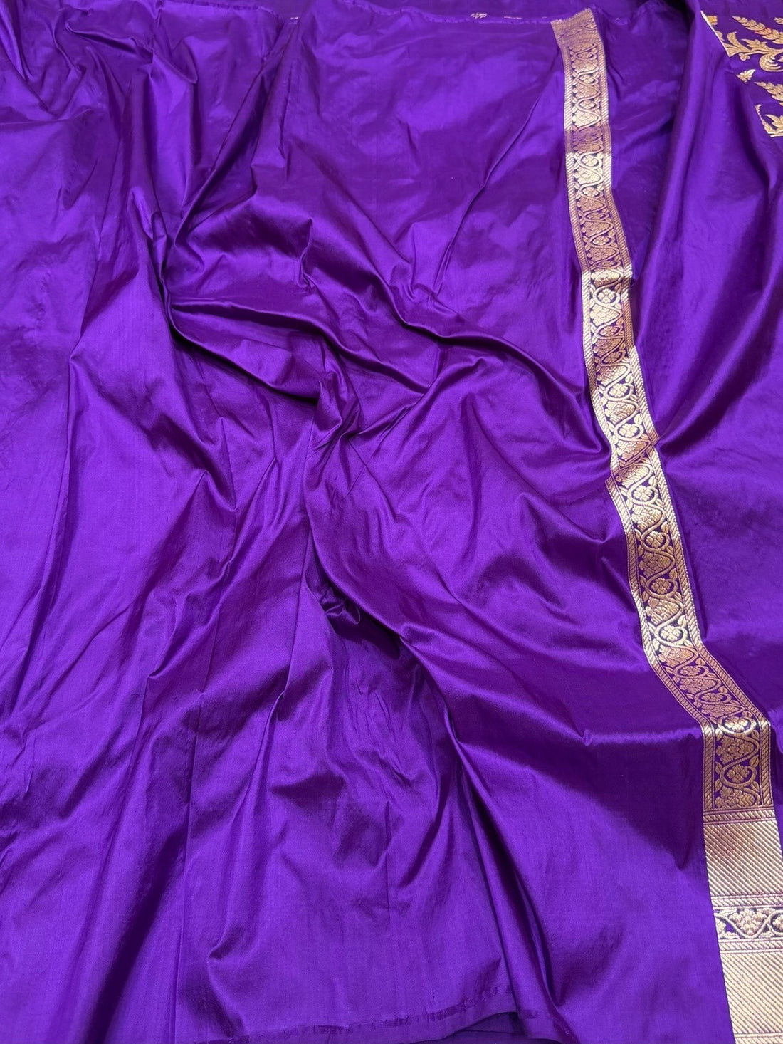 Purple Handwoven Pure Banarasi Silk Saree in Kadwa Jaal – Authentic Katan Mulberry Silk