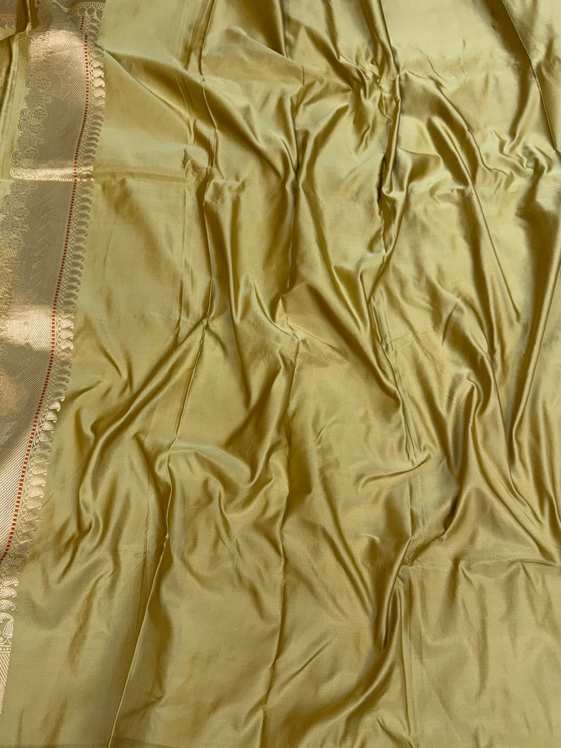 Pista Handwoven Pure Banarasi Satin Silk Saree