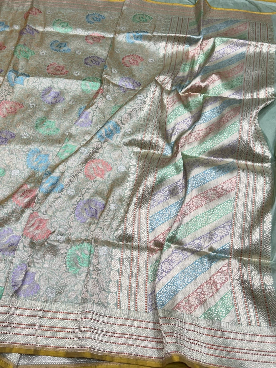 Pista Handwoven Pure Banarasi Satin Silk Brocade Saree
