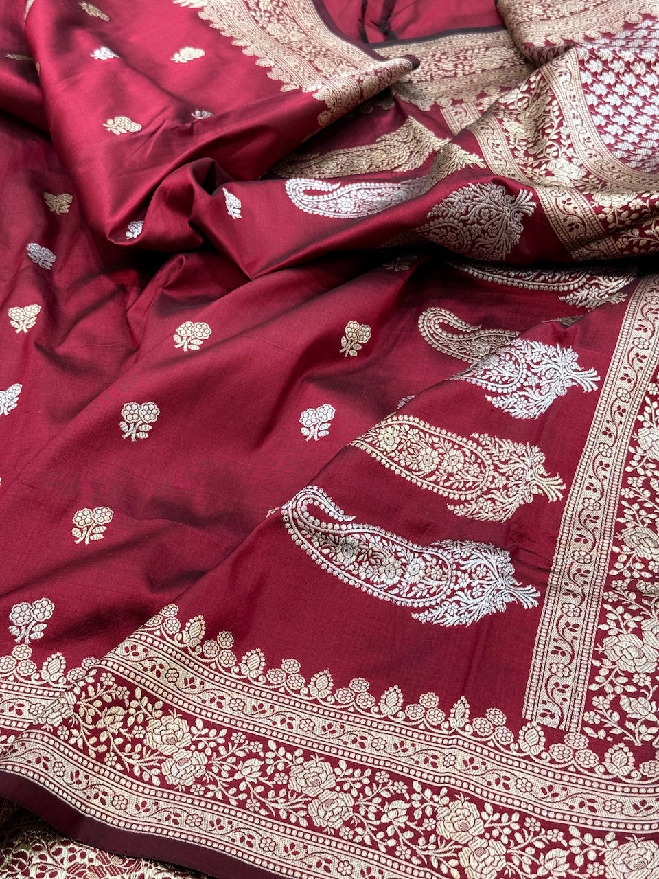 Handwoven Vintage Pure Silk Saree