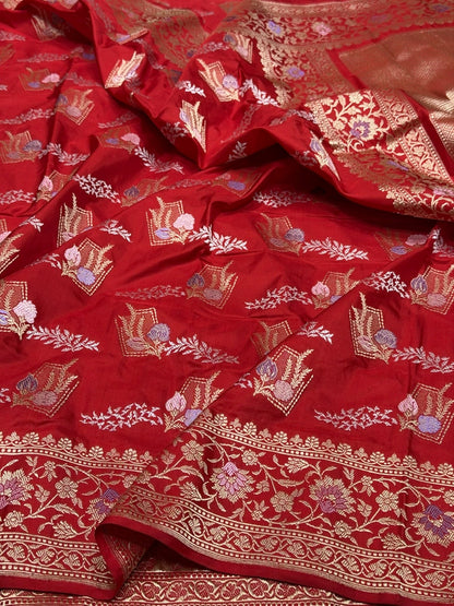 Red Handwoven Pure Banarasi Silk Saree in Kadwa Weave – Katan Mulberry Silk