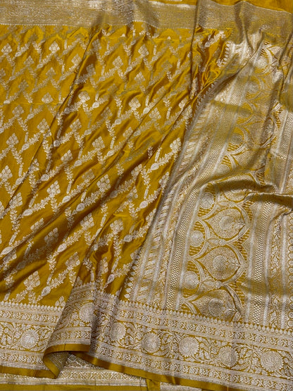 Yellow Vintage Banarasi Pure Satin Silk Brocade Saree – Luxury Cutwork Wedding &amp; Festive Saree