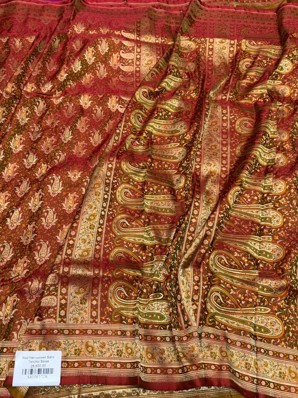 Red Handwoven Pure Banarasi Satin Tanchoi Silk Saree